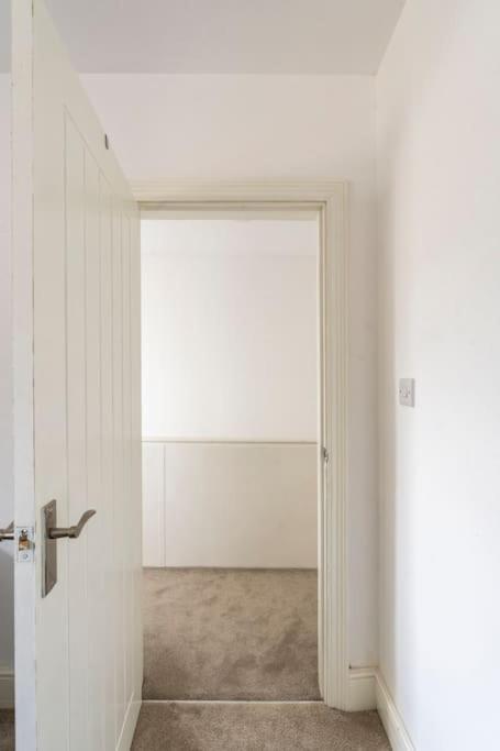 Appartamento Maybury Maison Woking Esterno foto